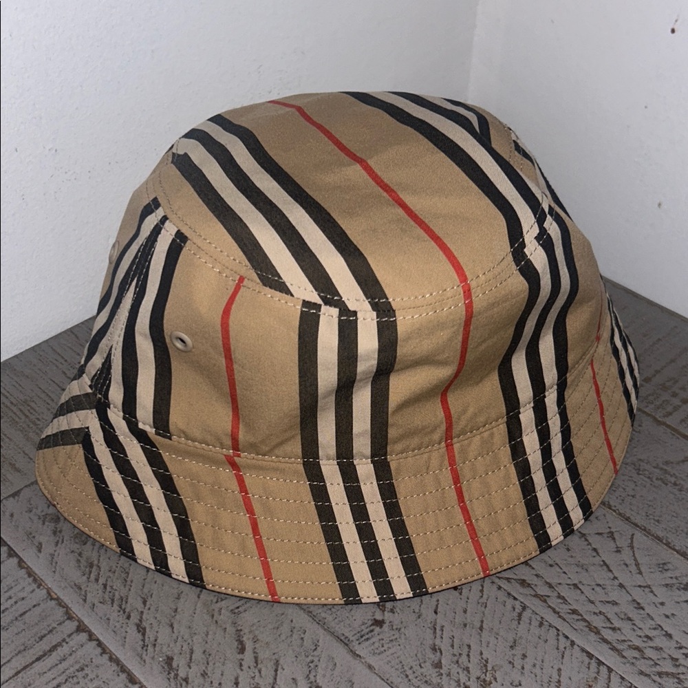 Burberry Beige Stripe Bucket Hat with Black and Red Accents